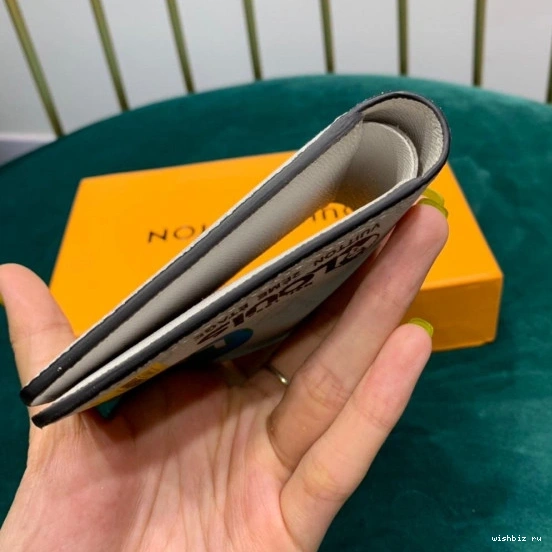 WIS MULTIPLE WALLET LOUIS VUITTON 1110